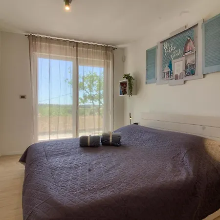 Mit Privatpool Fuer 8 Personen Ca 130 Qm In Vintijan, Istrien Istrische Riviera 度假居